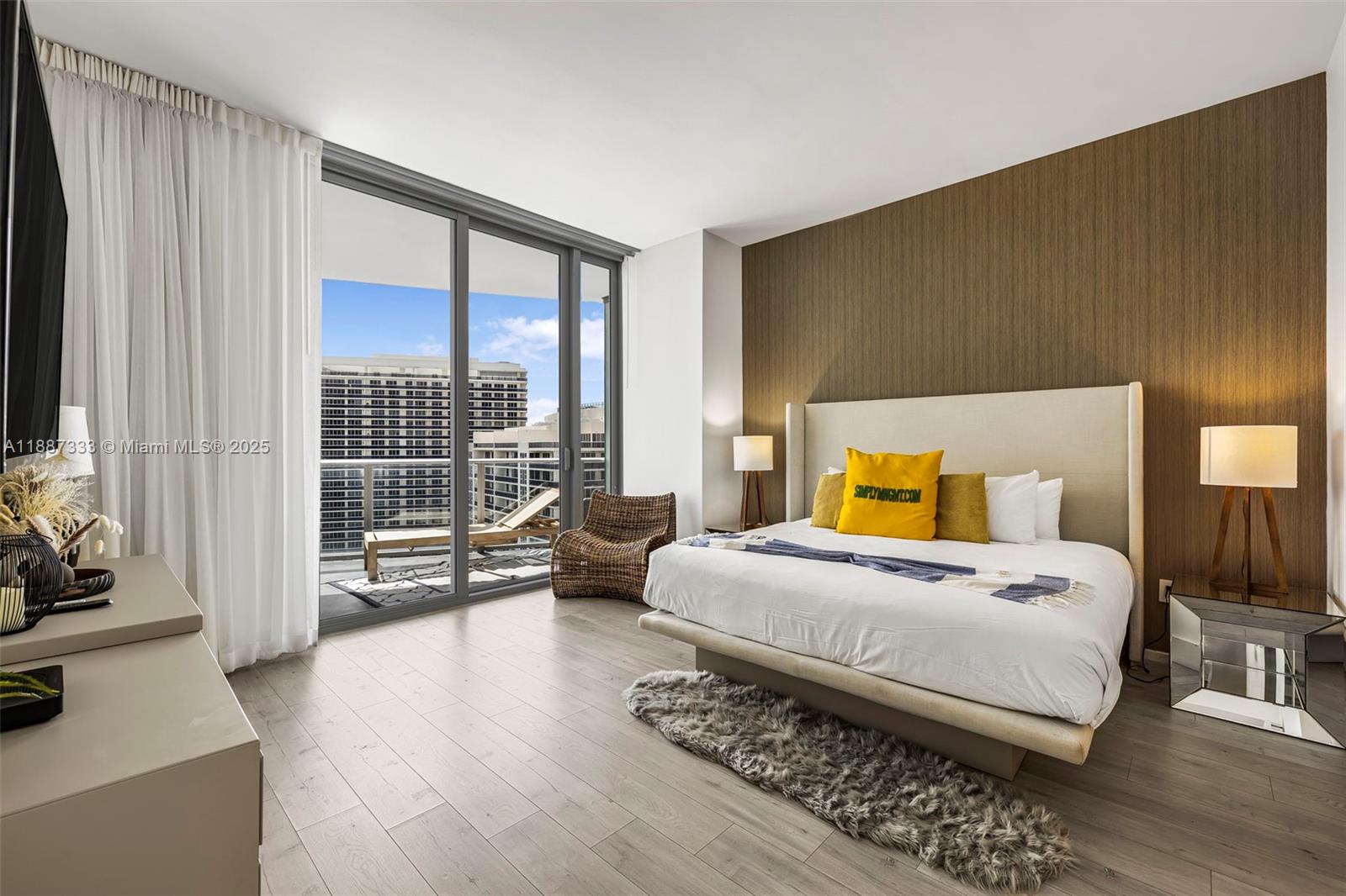 4111 SOUTH OCEAN DRIVE CO - Residential