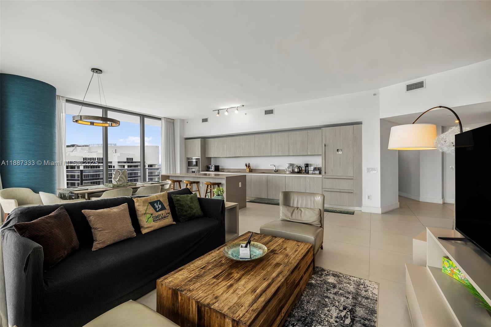 4111 SOUTH OCEAN DRIVE CO - Residential