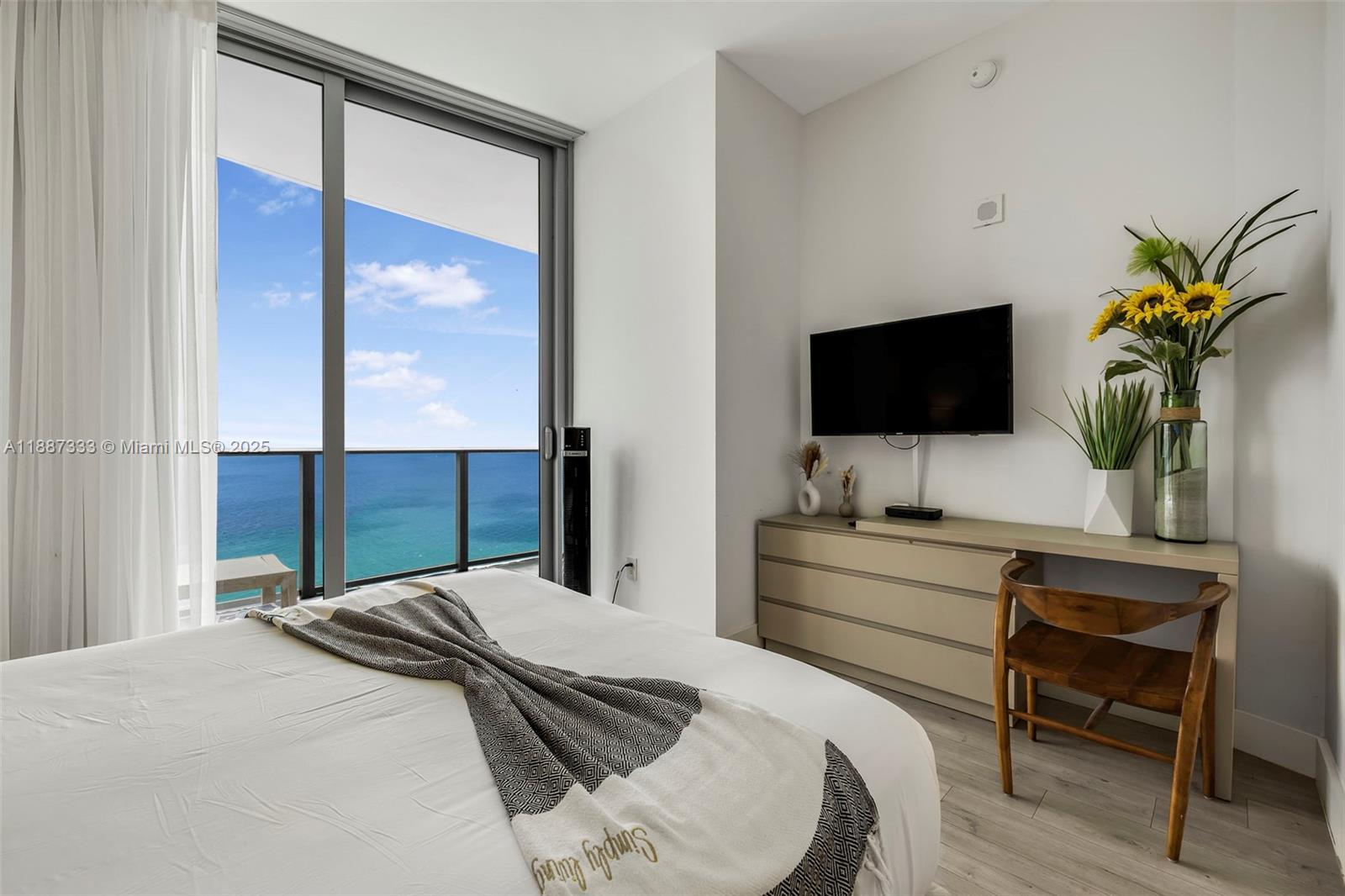 4111 SOUTH OCEAN DRIVE CO - Residential
