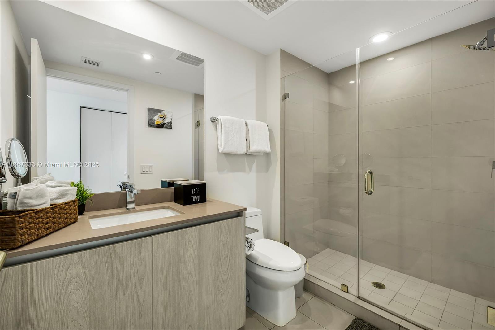 4111 SOUTH OCEAN DRIVE CO - Residential