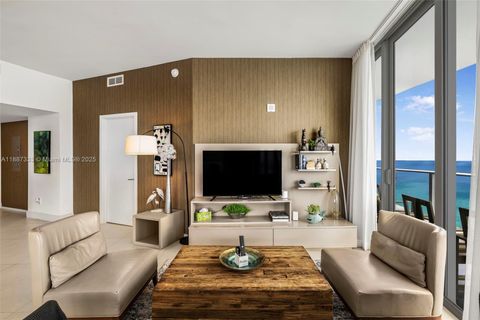 Photo of 4111 S Ocean Dr #LPH1, Hollywood, FL 33019 (MLS # A11887333)