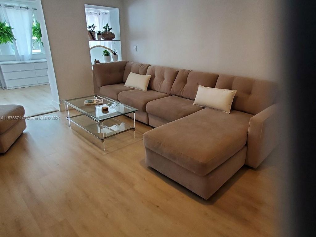 Photo of 718 NE 14th St, Fort Lauderdale, FL 33304 (MLS # A11576571)