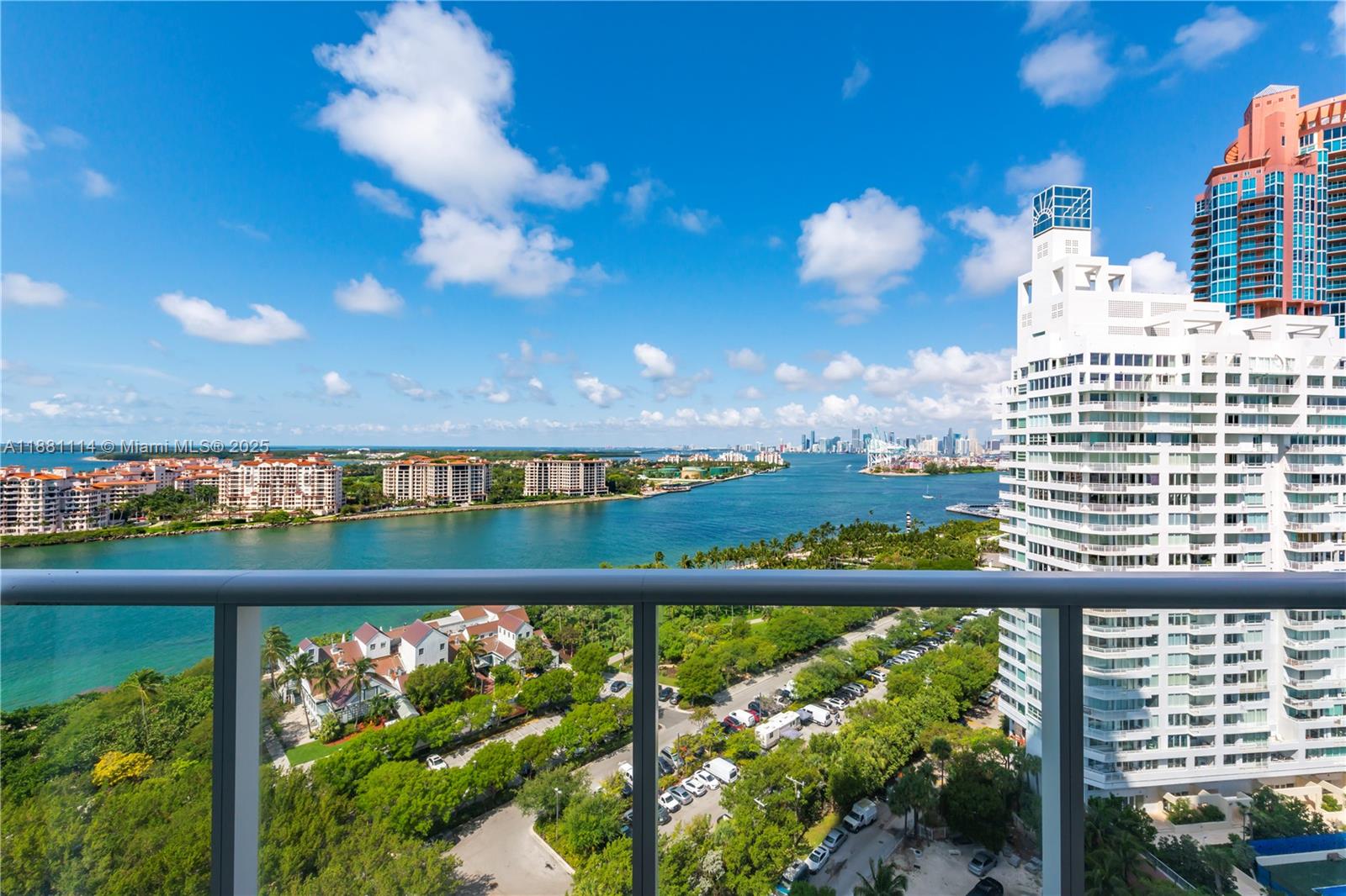 CONTINUUM ON SOUTH BEACH - Residential Lease