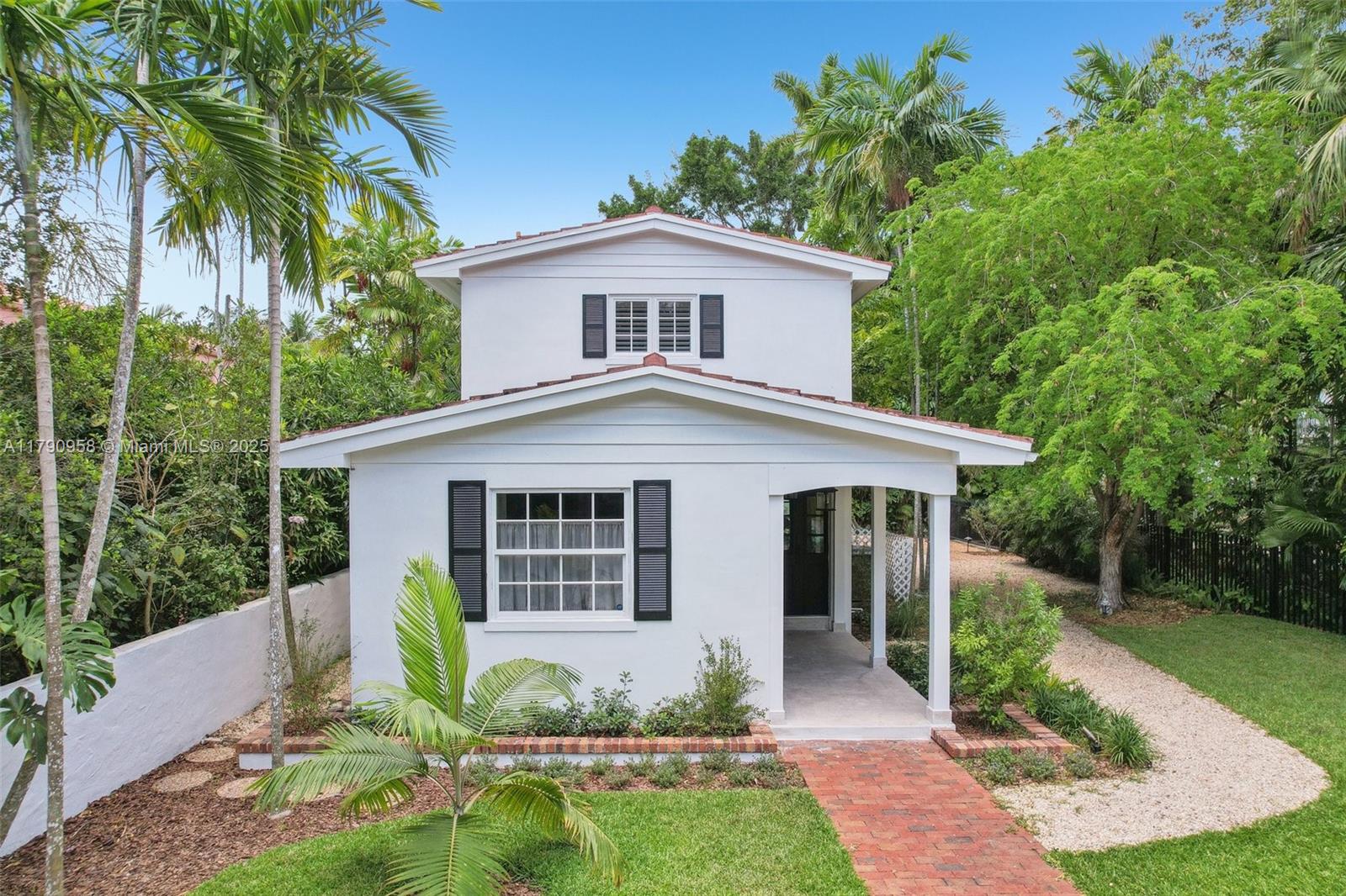 Property for Sale at 4700 Alhambra Cir, Coral Gables, Broward County, Florida - Bedrooms: 3 
Bathrooms: 3  - $1,885,000