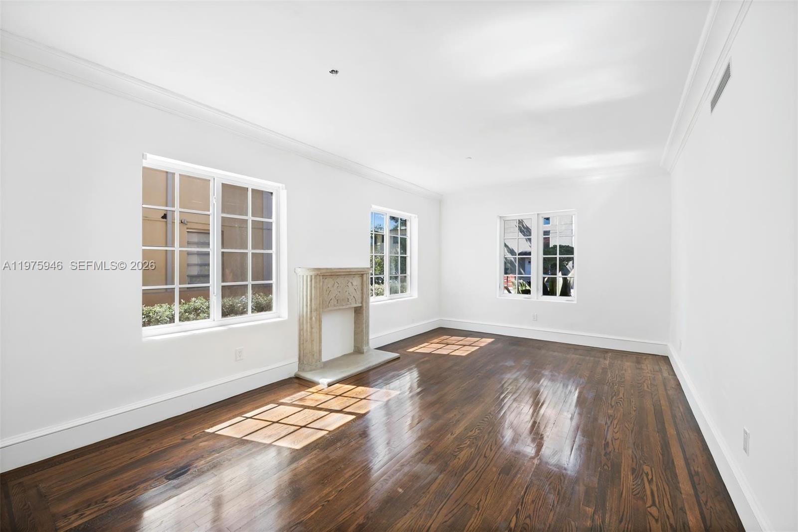 LINCOLN SUB - Residential