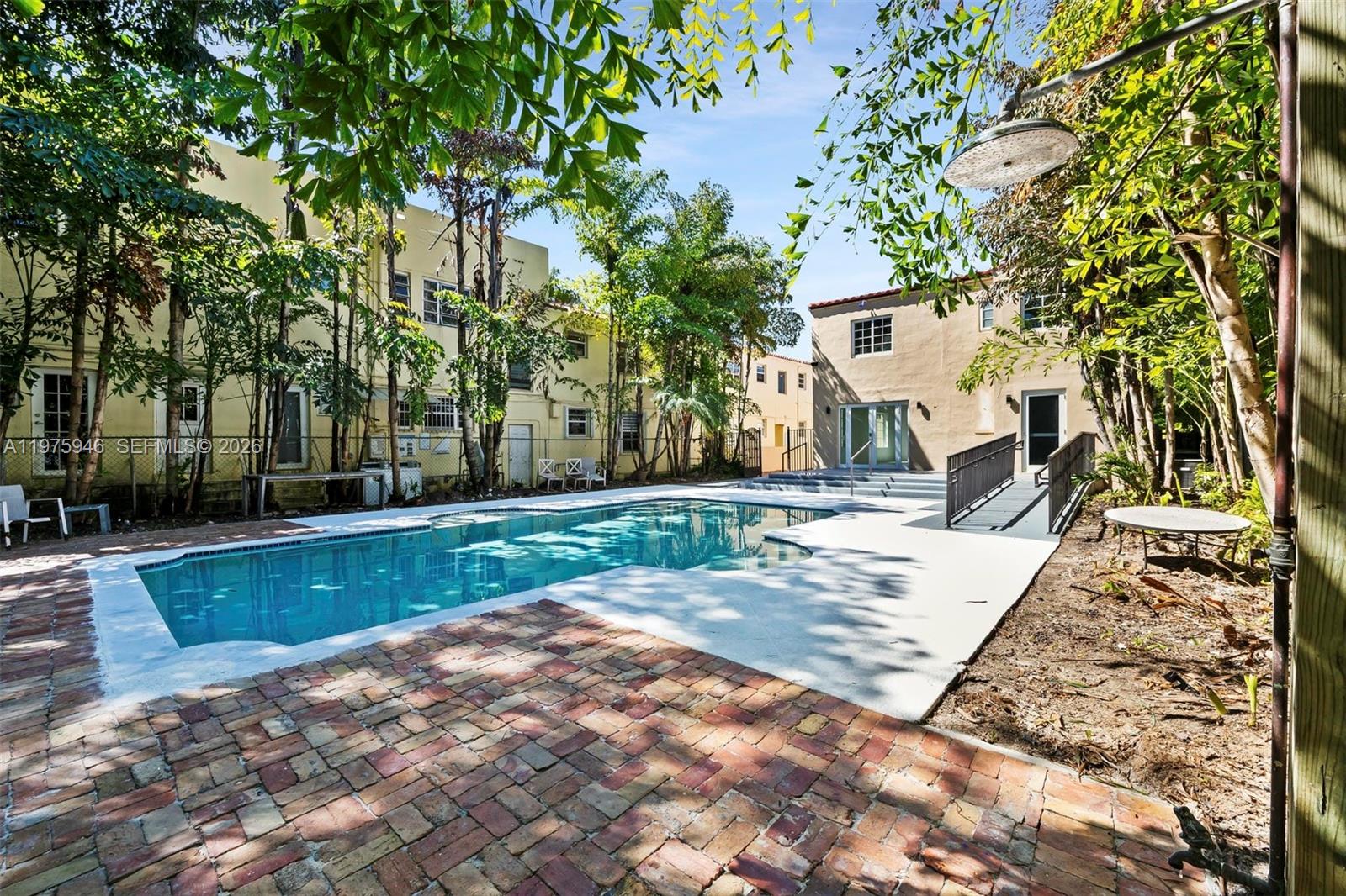 LINCOLN SUB - Residential