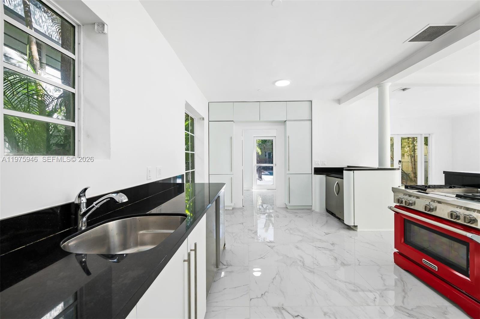 LINCOLN SUB - Residential