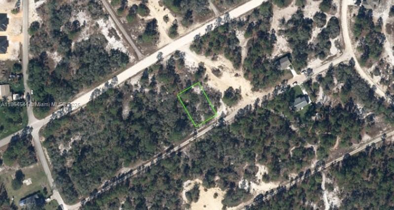 0.24 ACRES VACANT RESIDENTIAL LOT IN A DESIRABLE AREA OF LAKE PLACID, FL.
Spacious lot with flexible building options
Paved street in a quiet neighborhood
Near Lake June, Lake Placid & Grassy Lake for boating & fishing
No HOA – freedom to create your own design
Great location for future growth and value
lets make a deal!!