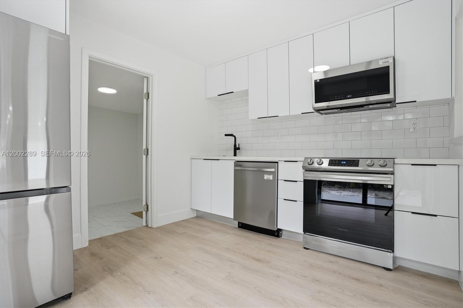 RIVERSIDE PARK ADD AMEN P - Residential