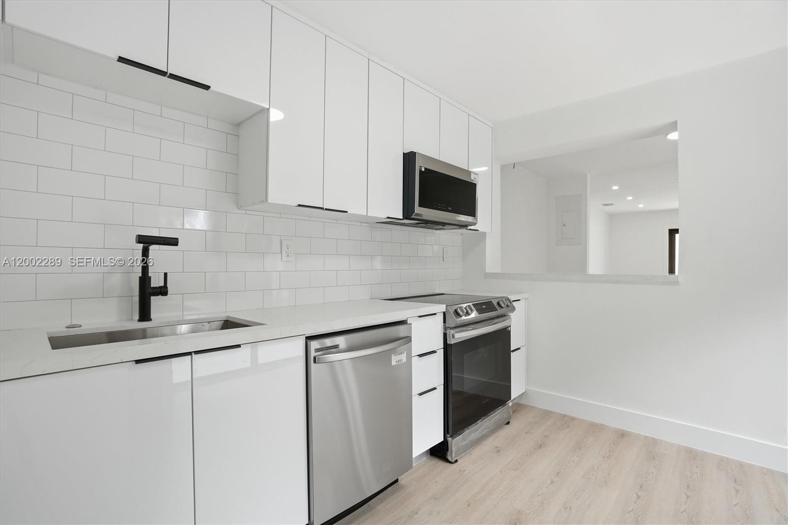 RIVERSIDE PARK ADD AMEN P - Residential