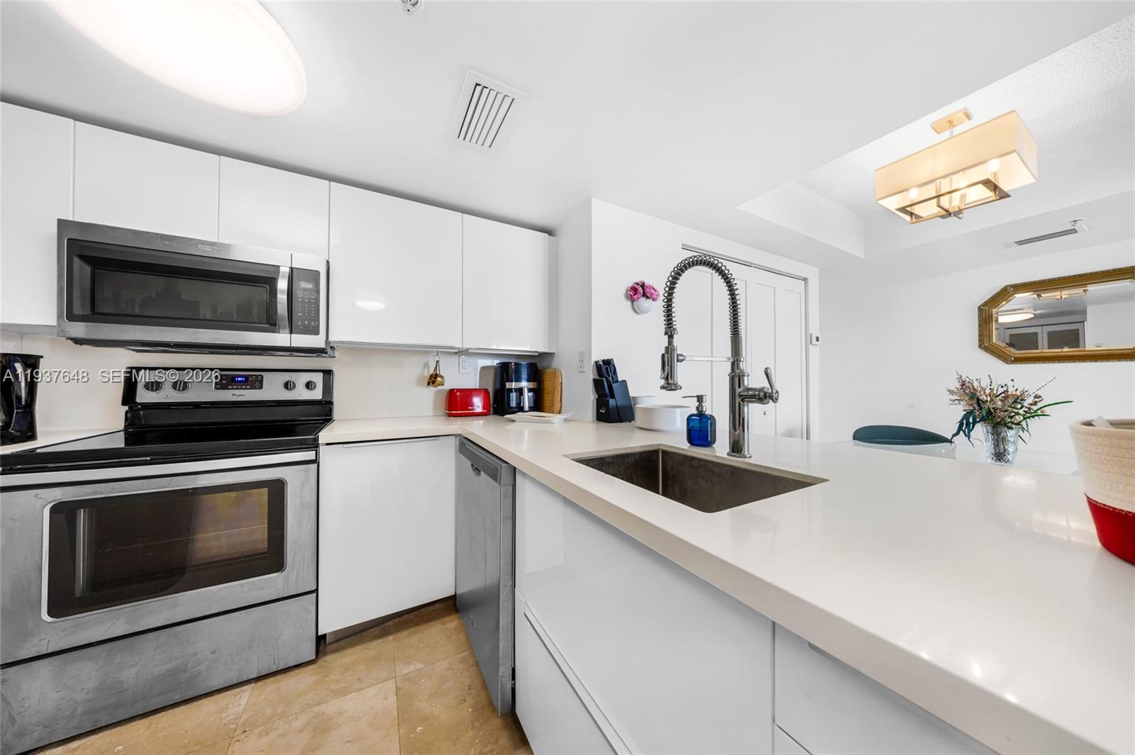 THE FLORIDIAN CONDO - Residential