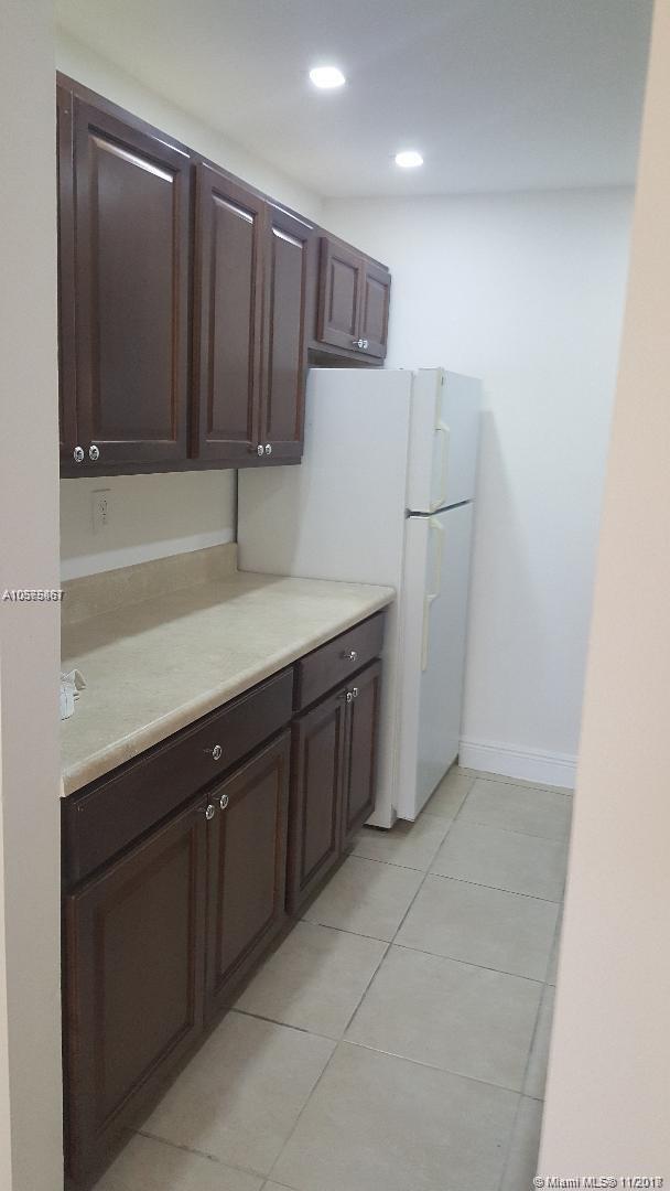 THE TERRACES CONDO PH II - Residential Lease