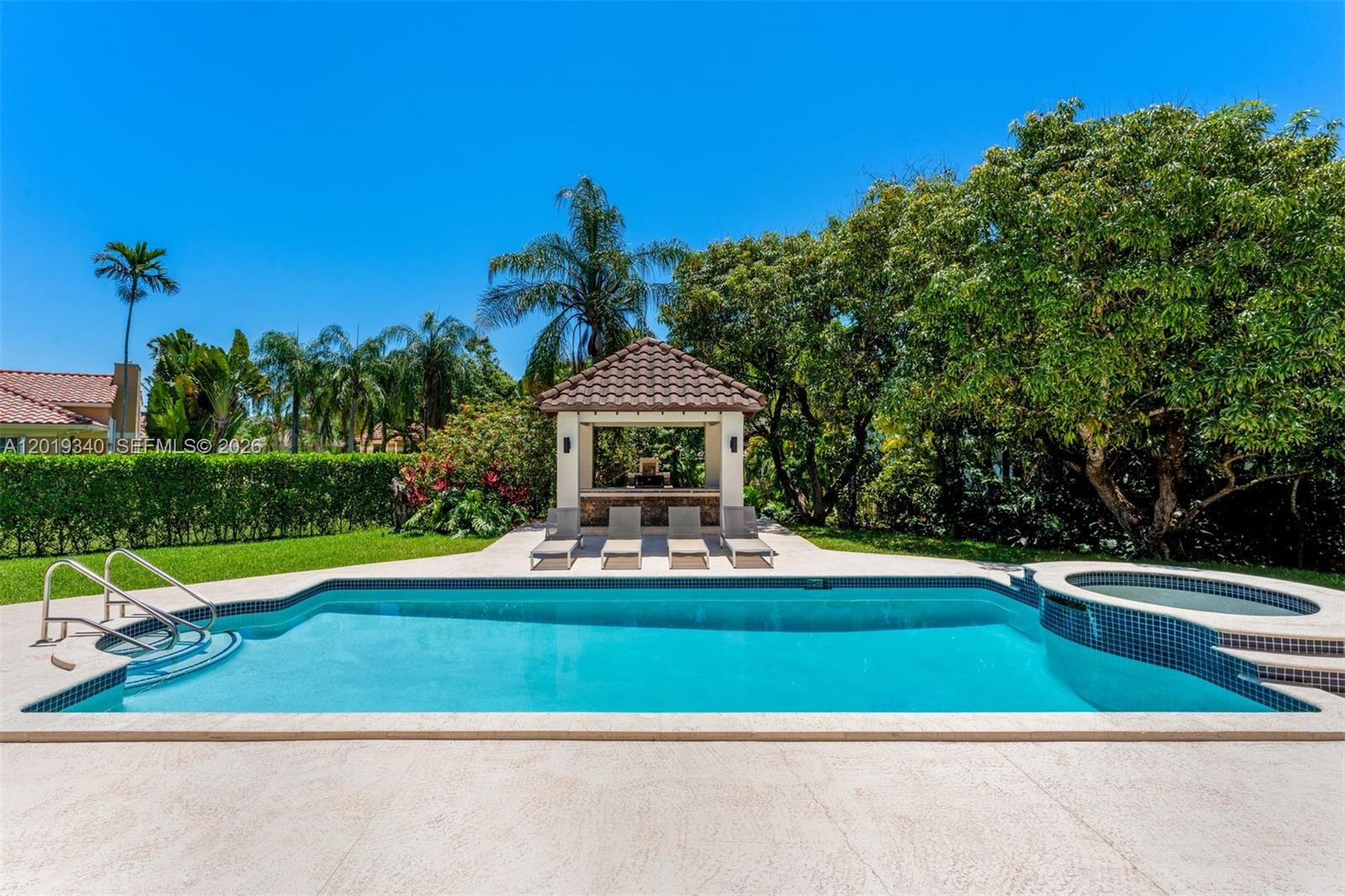ROCKDALE ESTATES - Residential