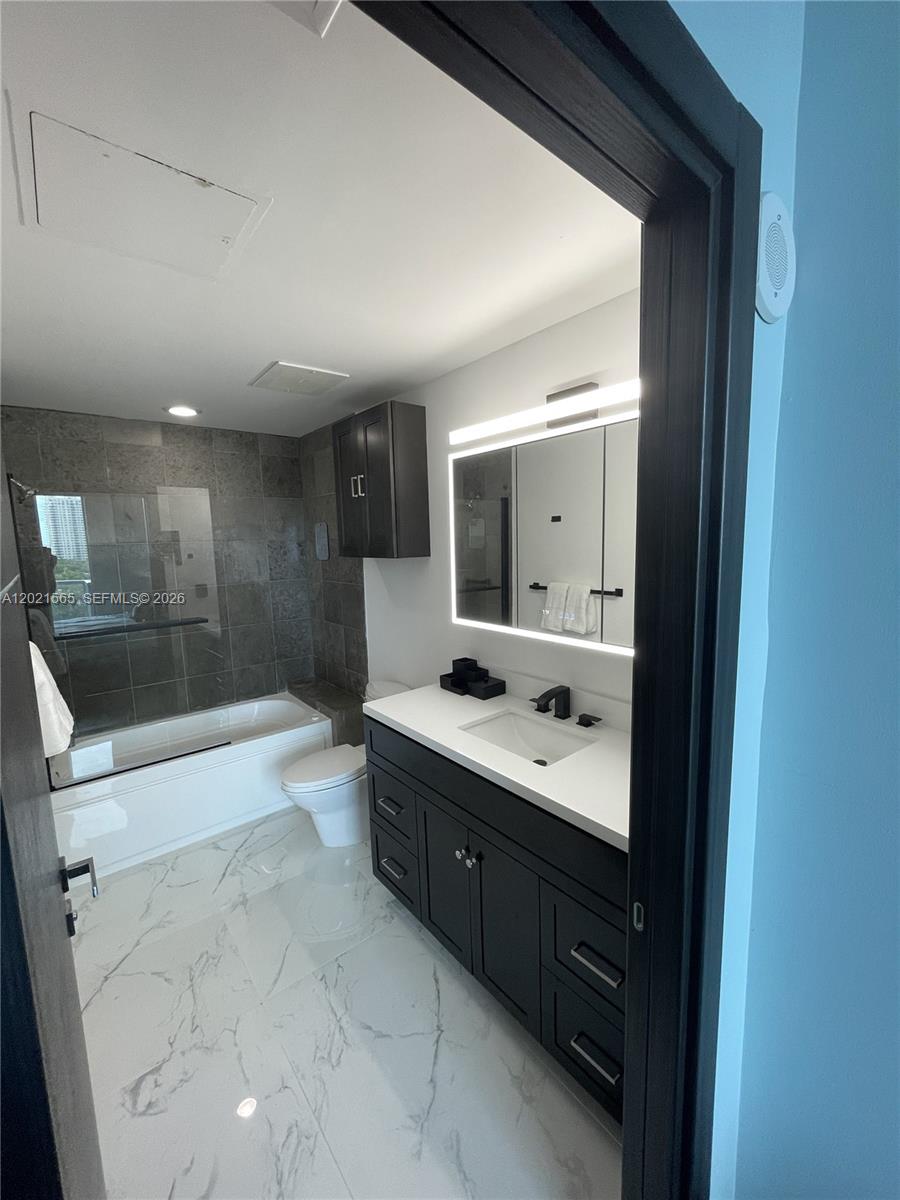 UPTOWN MARINA LOFTS CONDO - Residential
