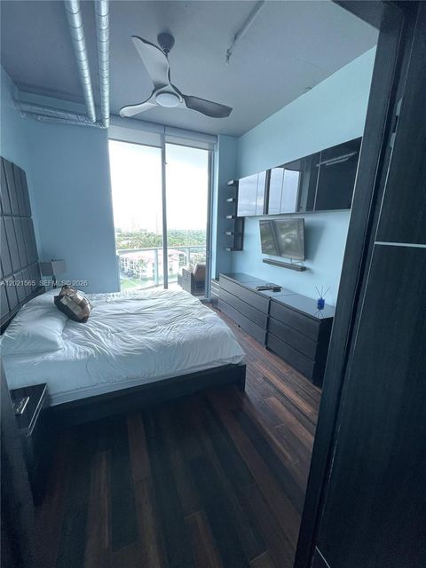 Tiny photo for 3029 NE 188th St #819, Aventura, FL 33180 (MLS # A12021565)