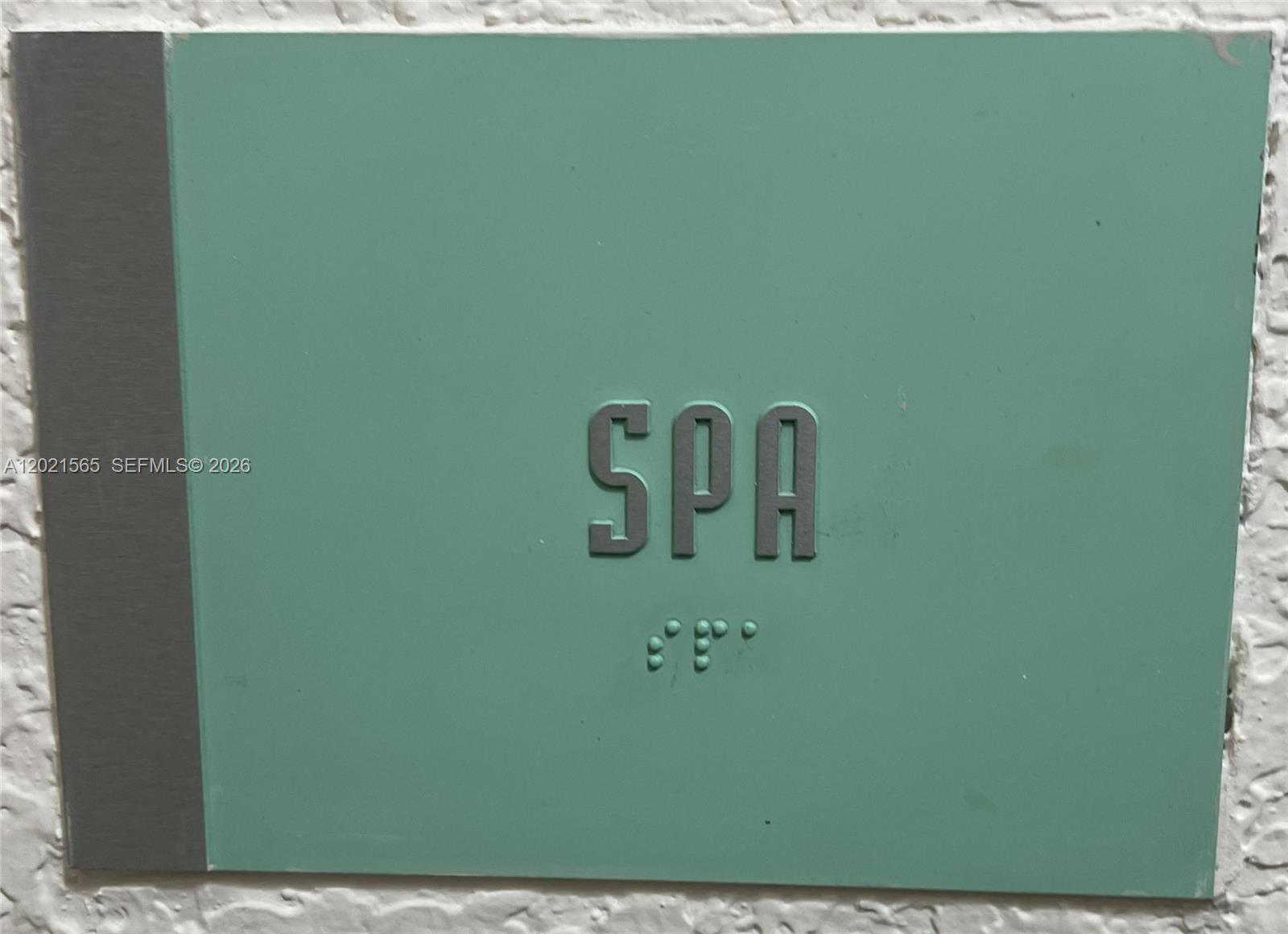 UPTOWN MARINA LOFTS CONDO - Residential