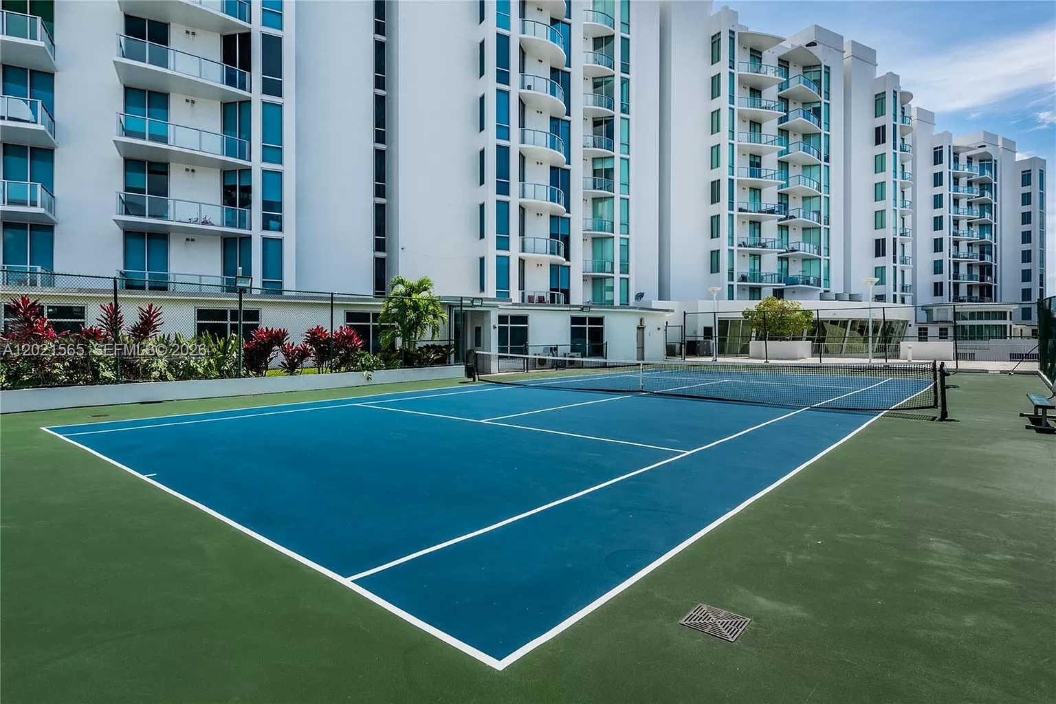 UPTOWN MARINA LOFTS CONDO - Residential