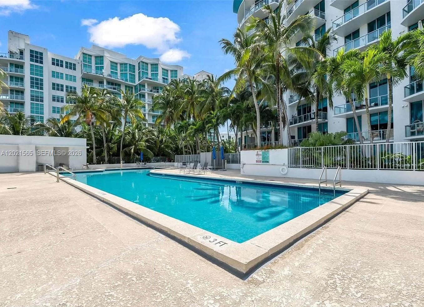 UPTOWN MARINA LOFTS CONDO - Residential