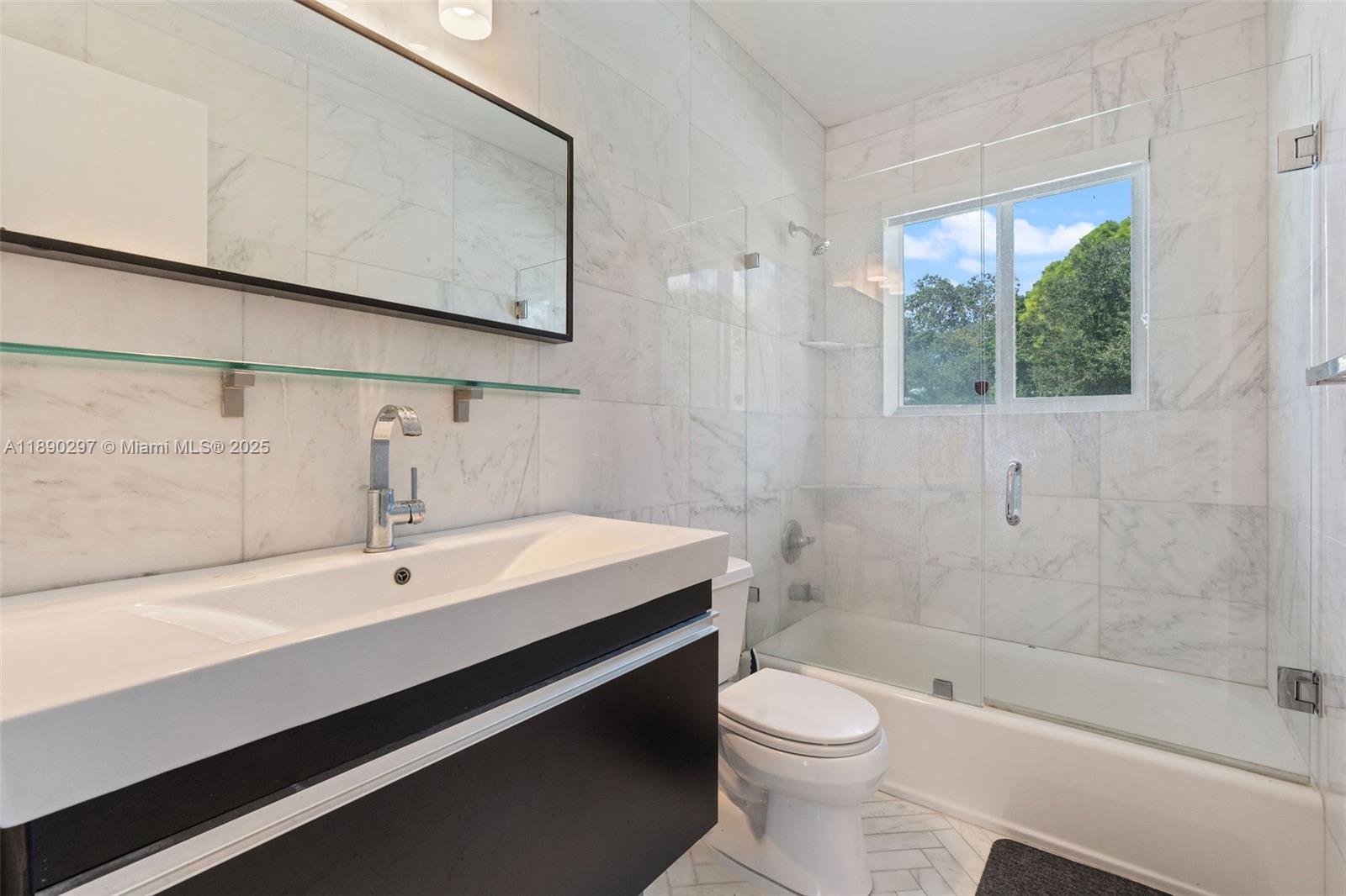 KENDALWOOD ESTATES - Residential