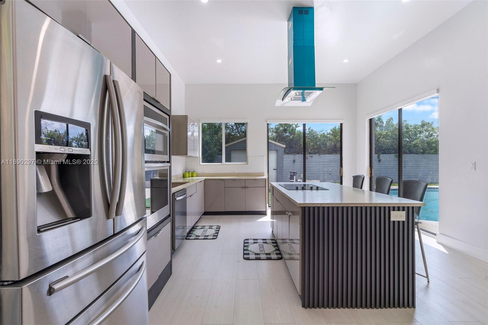 KENDALWOOD ESTATES - Residential