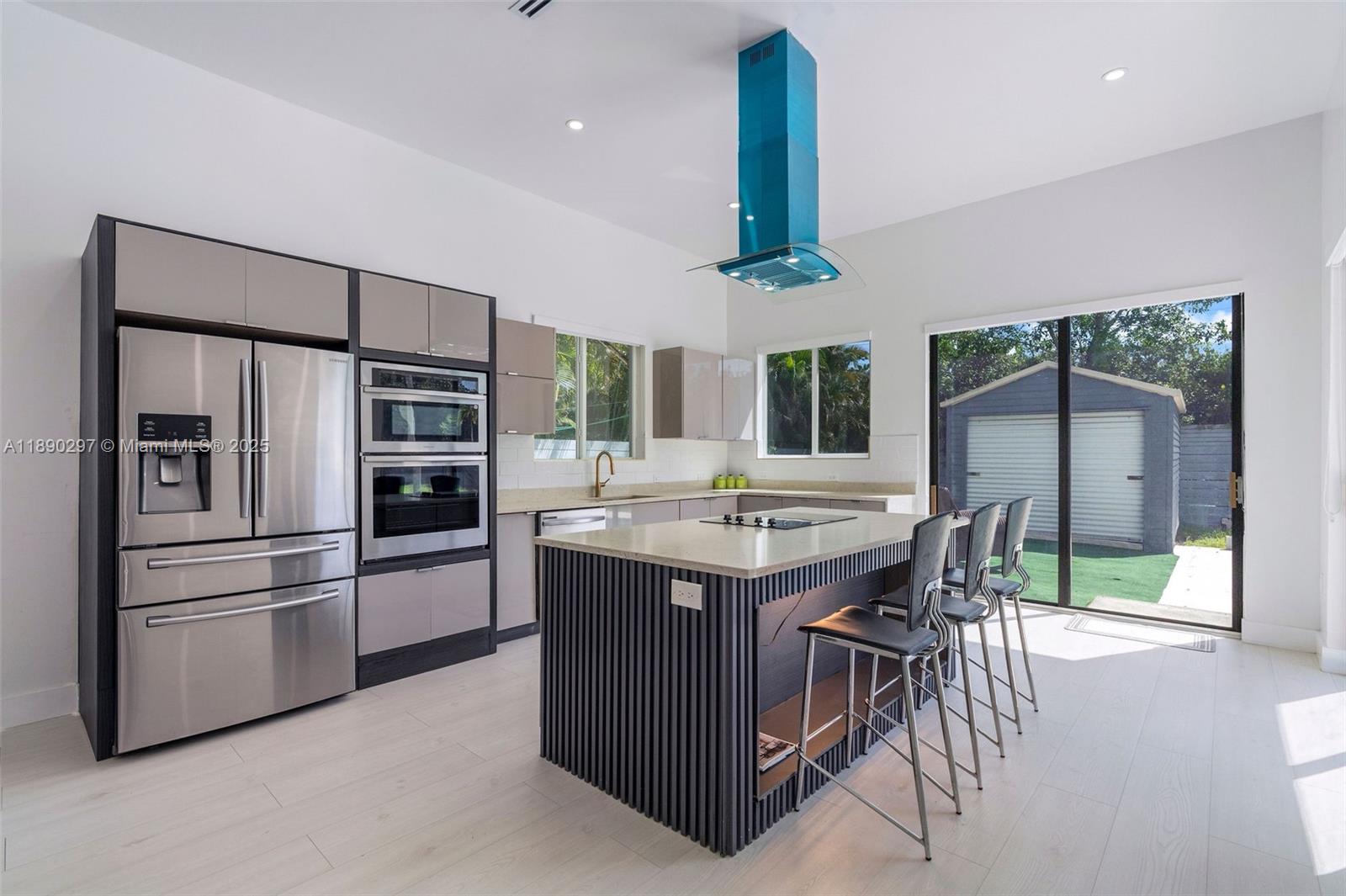 KENDALWOOD ESTATES - Residential