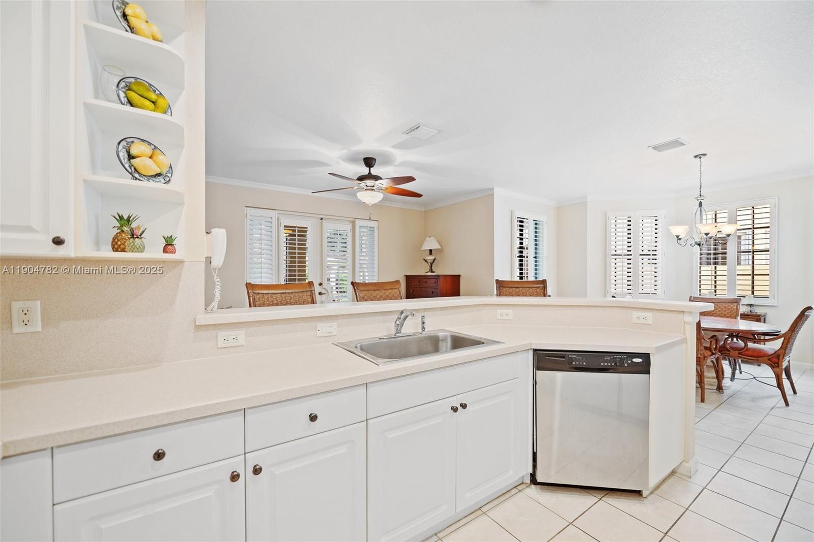 MARIPOSA POINTE AT WESTON - Residential