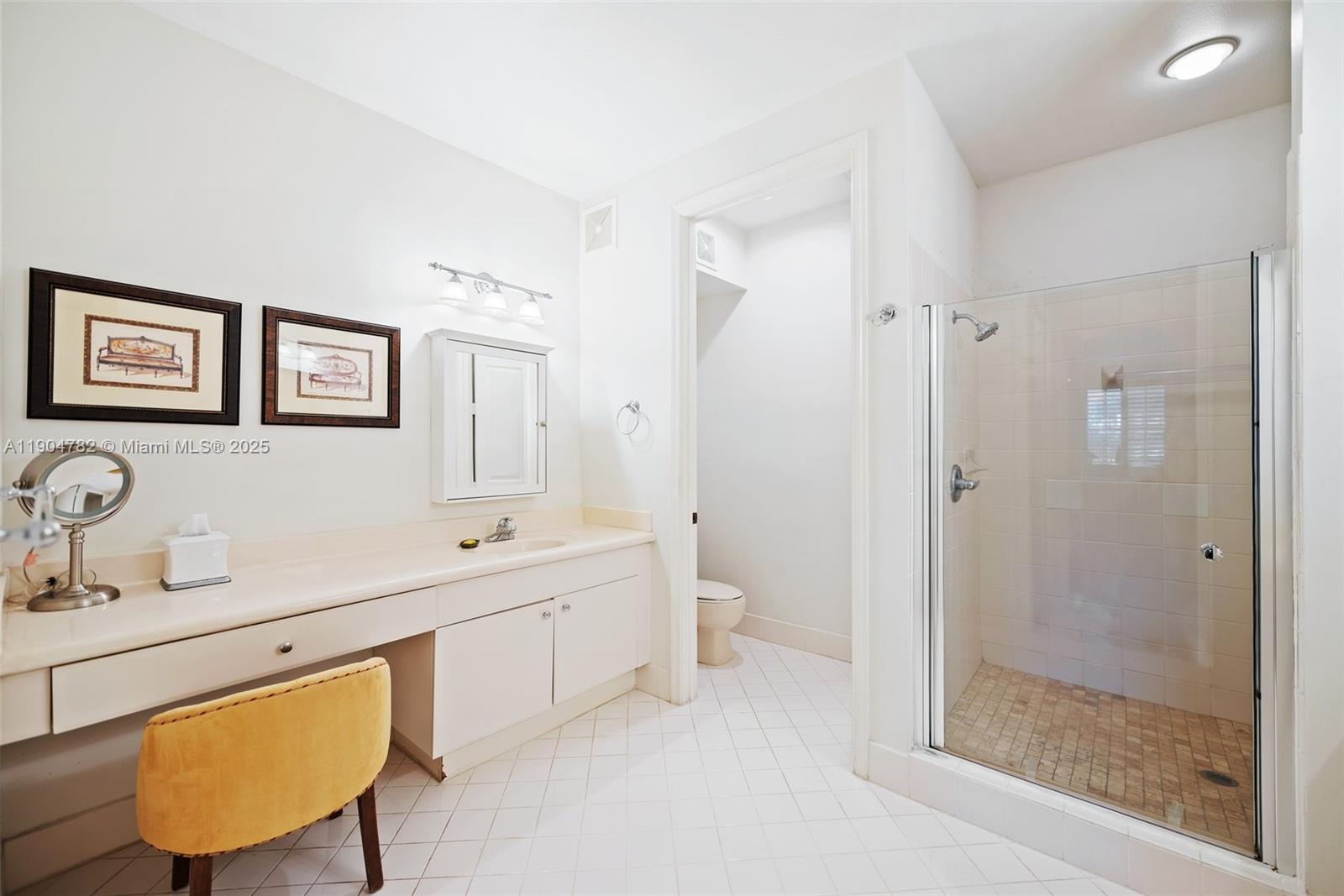 MARIPOSA POINTE AT WESTON - Residential