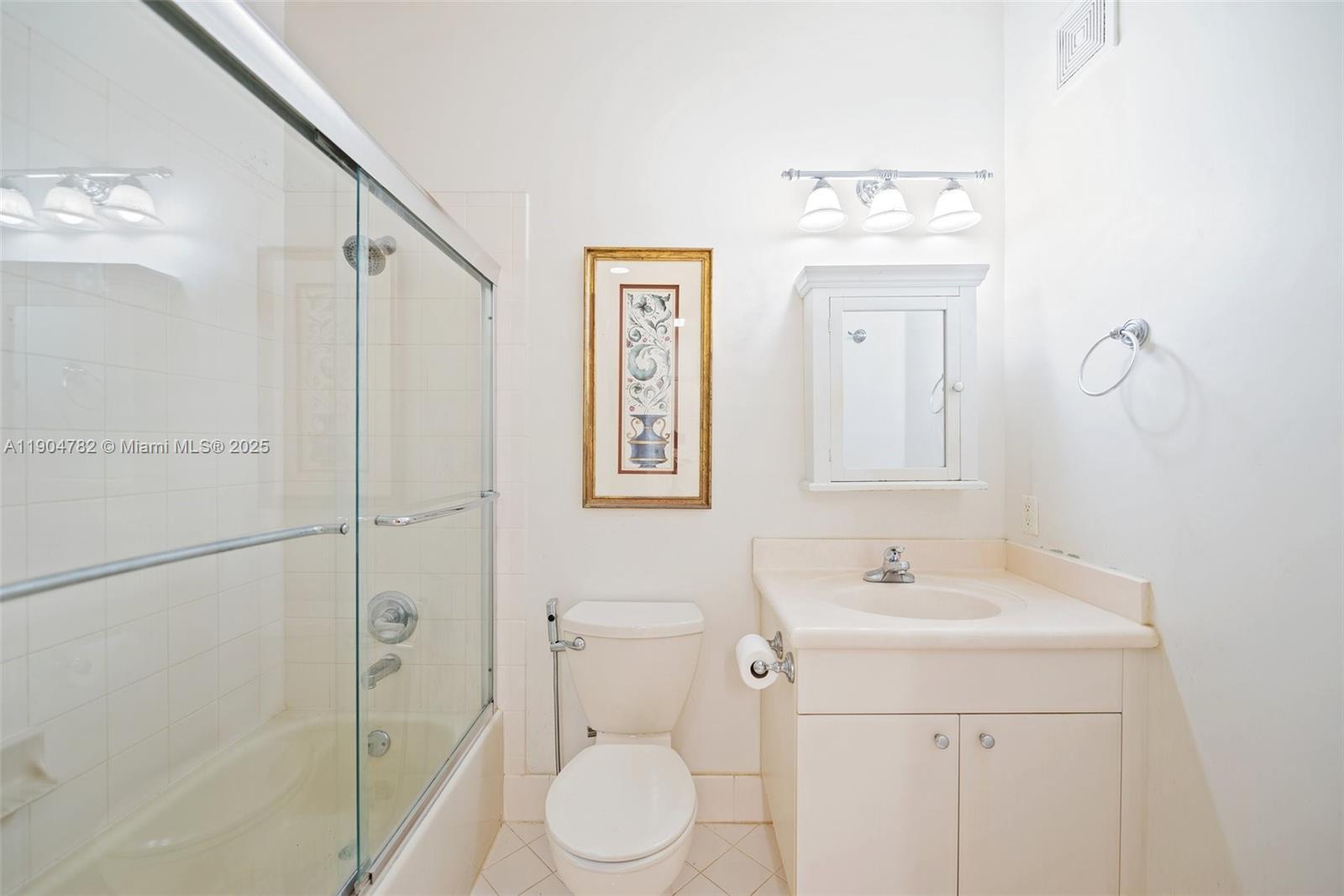 MARIPOSA POINTE AT WESTON - Residential