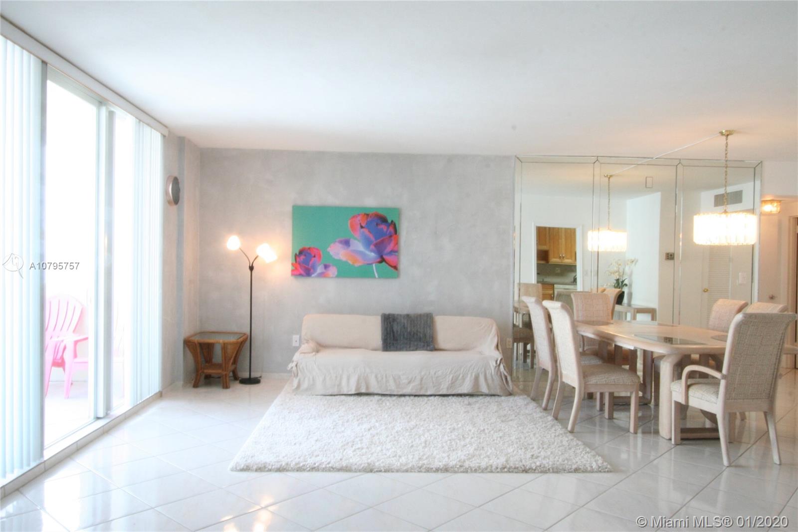 THE CARRIAGE CLUB SOUTH C - Residential Lease