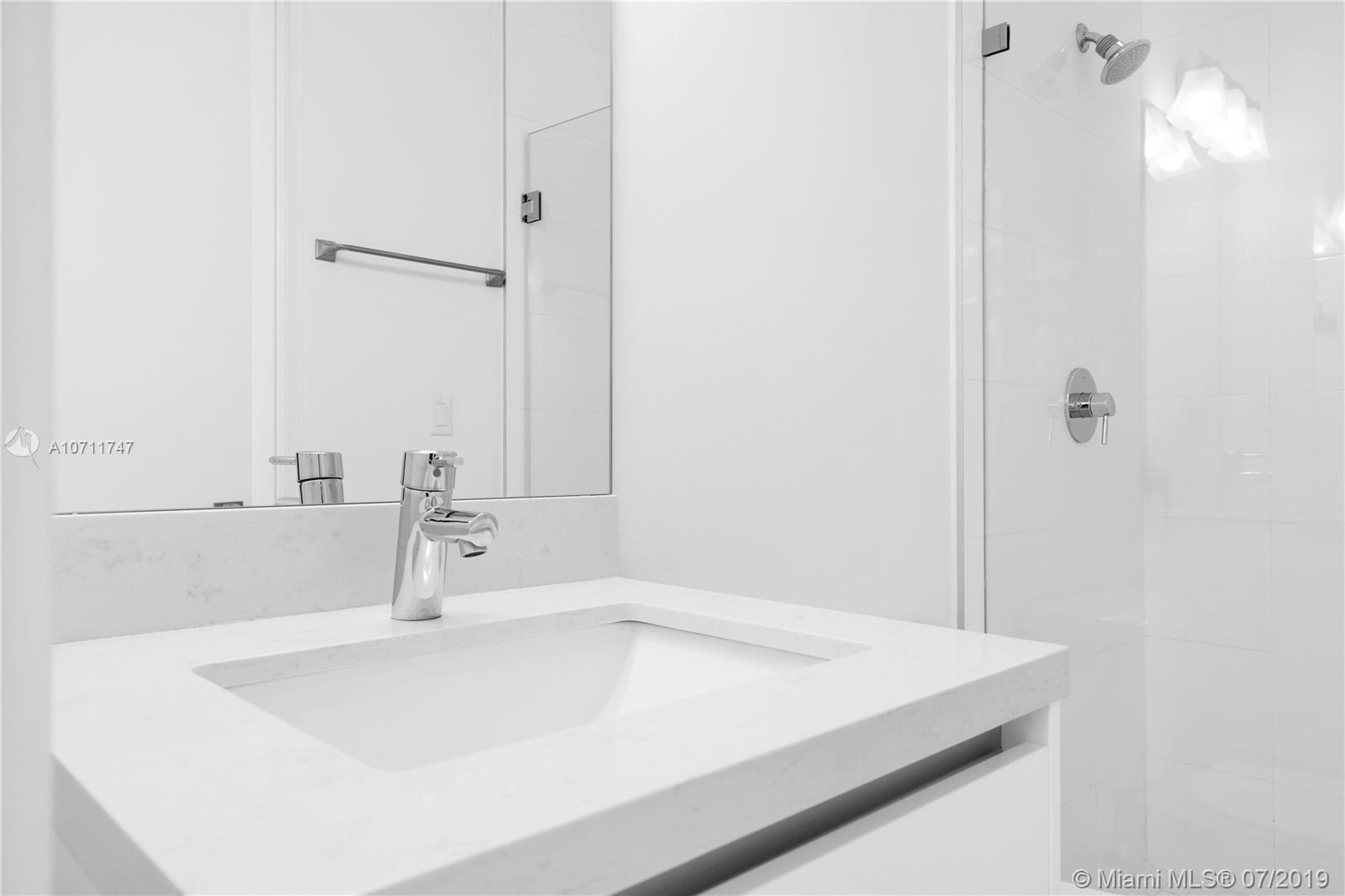 DORAL COMMONS RESIDENTIAL - Residential Lease