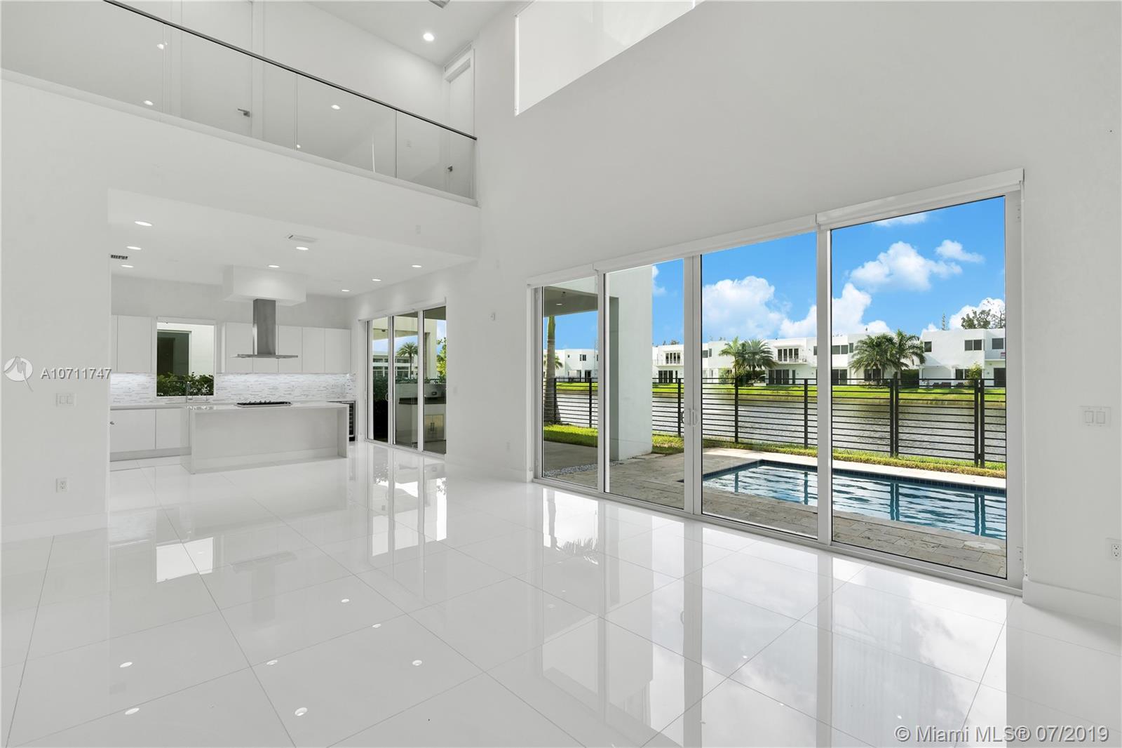 DORAL COMMONS RESIDENTIAL - Residential Lease