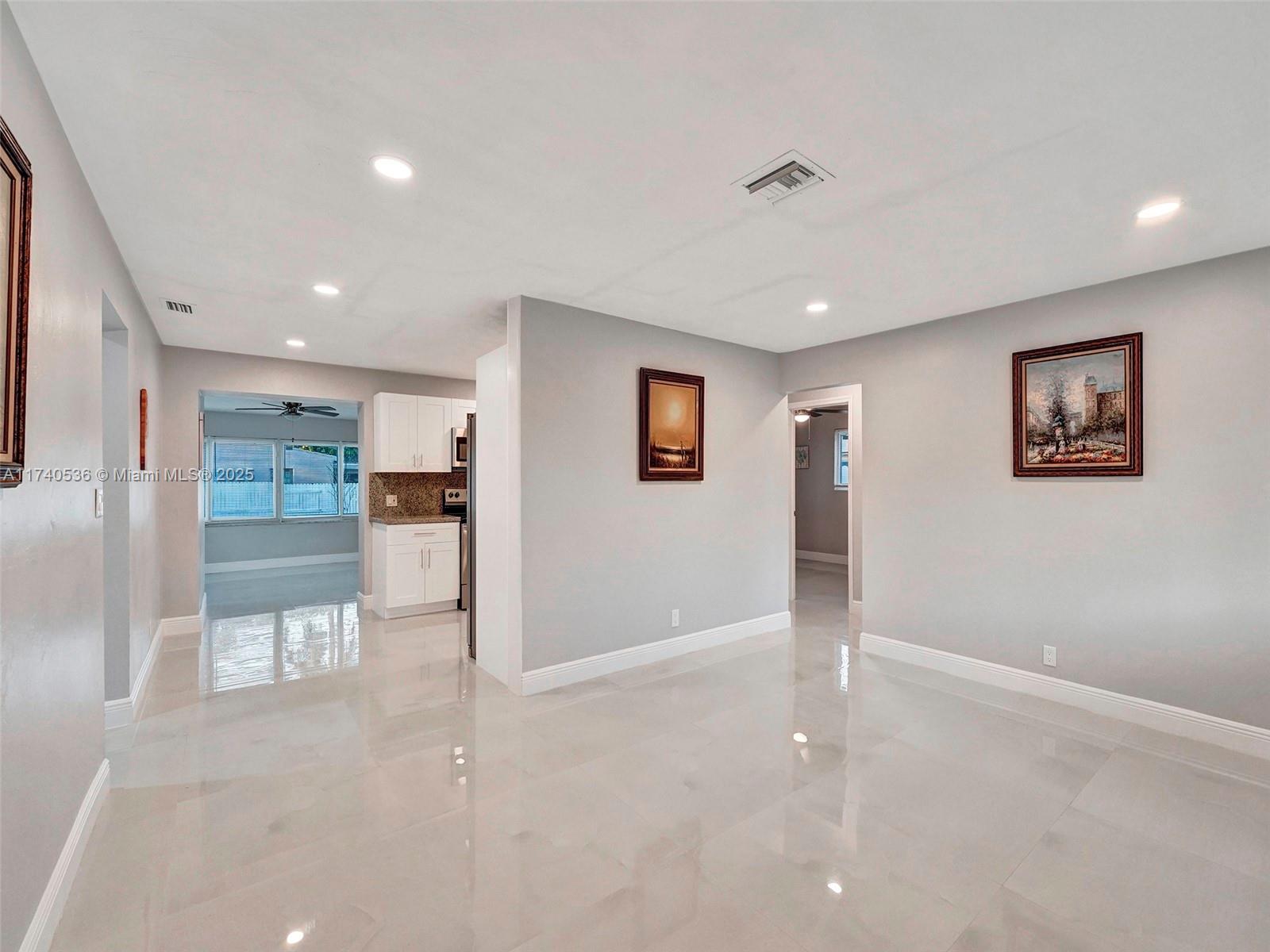 LOOK HOMESITES NO 3 - Residential