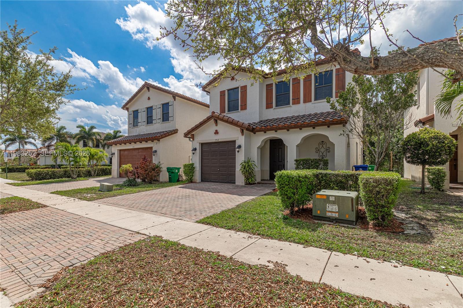 FOXCROFT HOMES - Residential