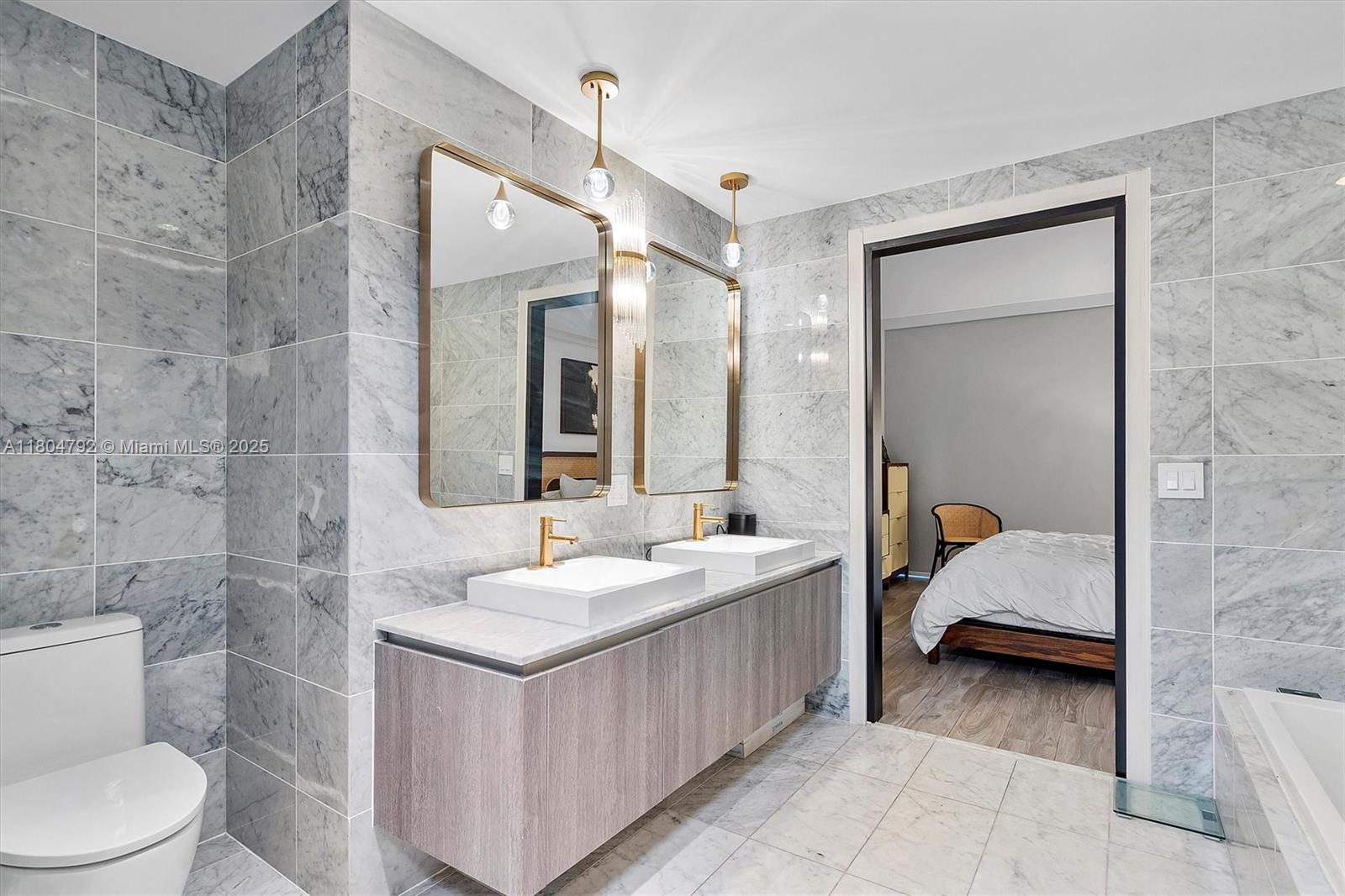 801 SMA RESIDENCES CONDO - Residential