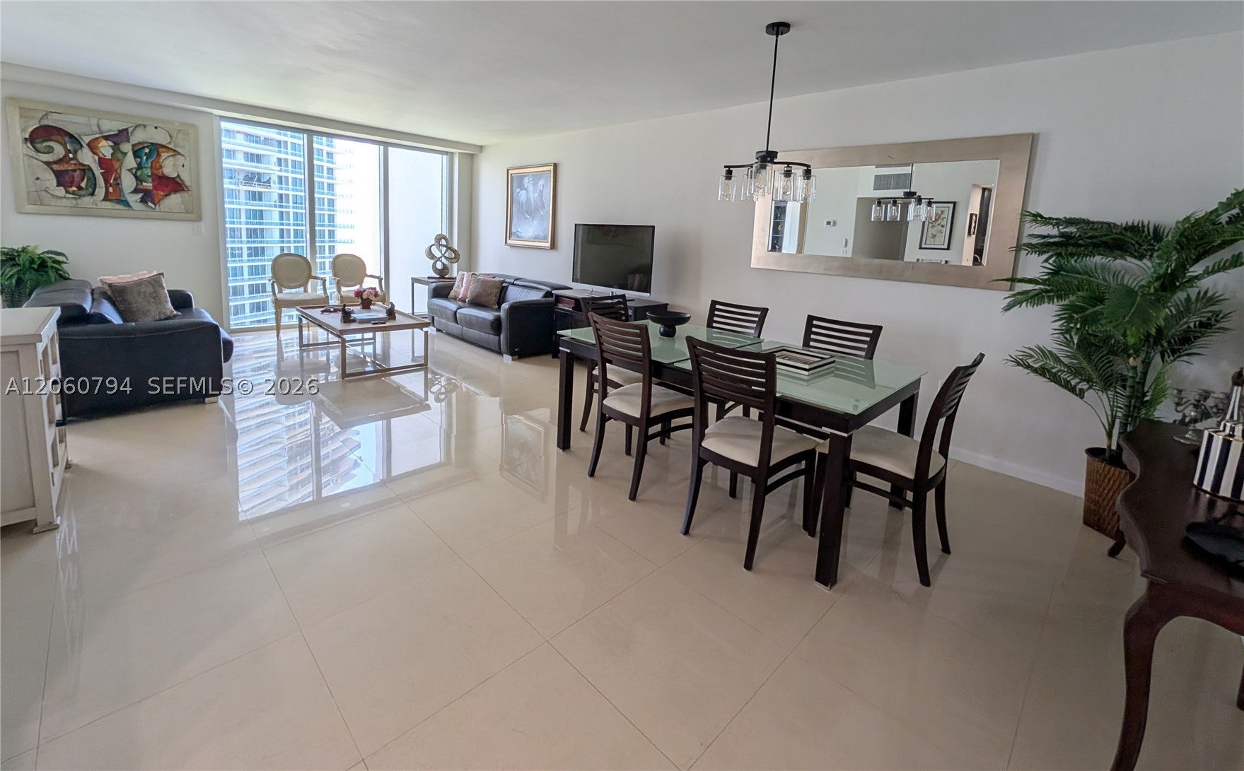 10275 Collins Ave 1106