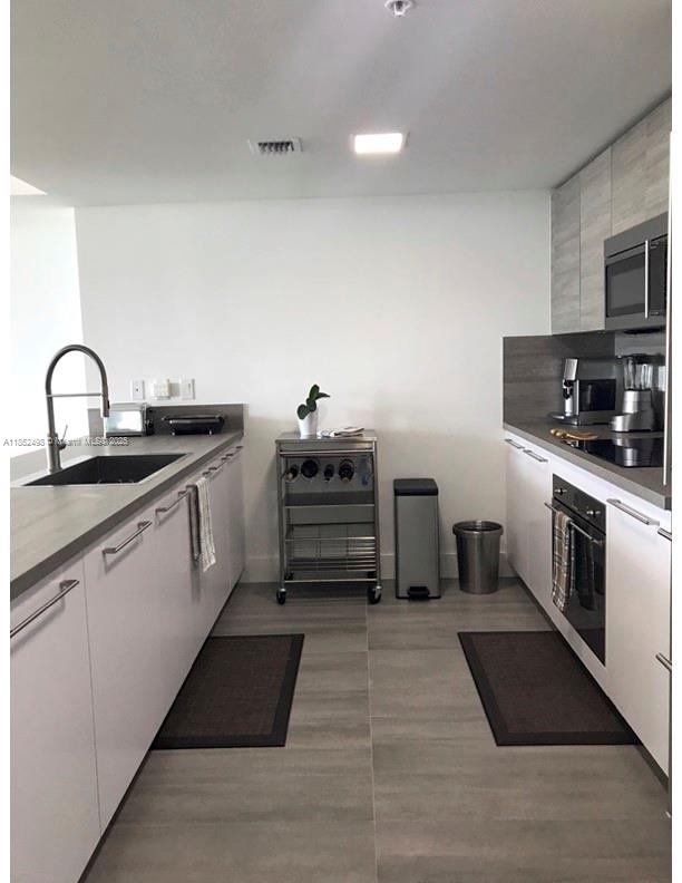 400 Sunny Isles Blvd 1616
