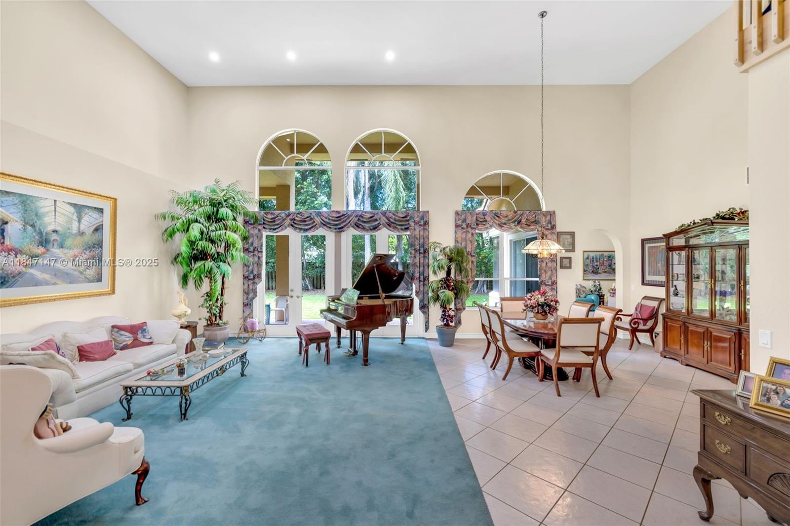 10781 Santa Fe Dr