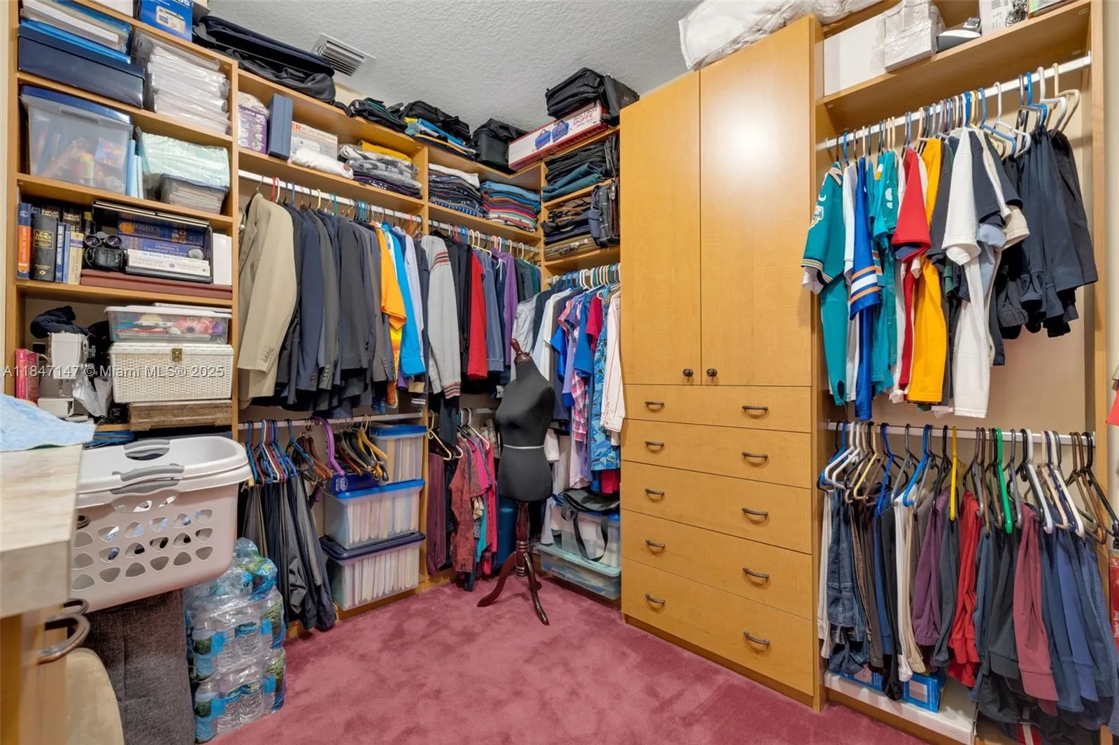 Cooper City, Florida 33026, United States, 5 Bedrooms Bedrooms, ,5 BathroomsBathrooms,Residential,Active,178749