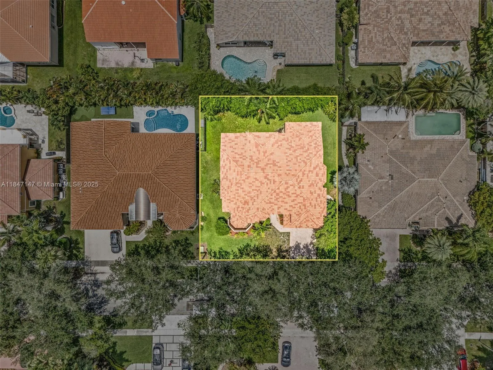 Cooper City, Florida 33026, United States, 5 Bedrooms Bedrooms, ,5 BathroomsBathrooms,Residential,Active,178749