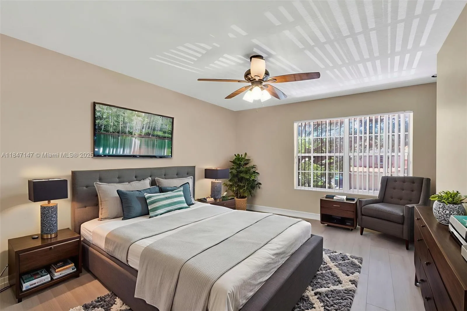 Cooper City, Florida 33026, United States, 5 Bedrooms Bedrooms, ,5 BathroomsBathrooms,Residential,Active,178749