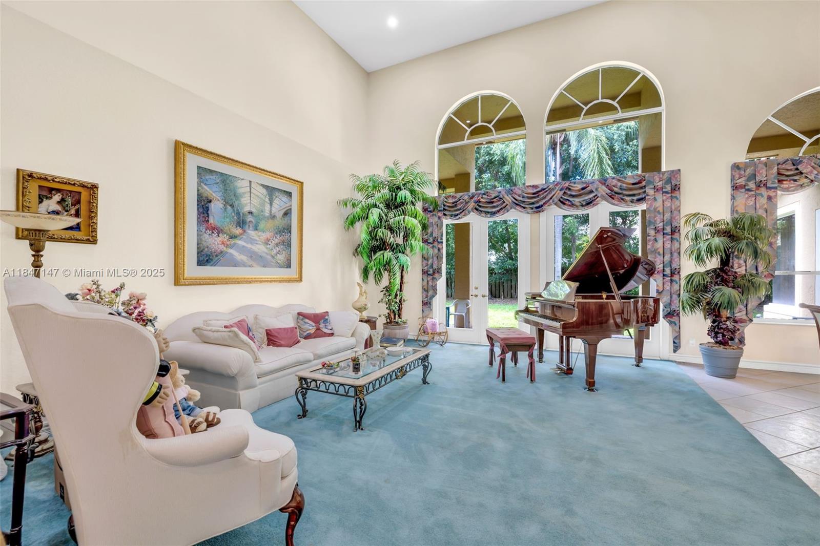 10781 Santa Fe Dr