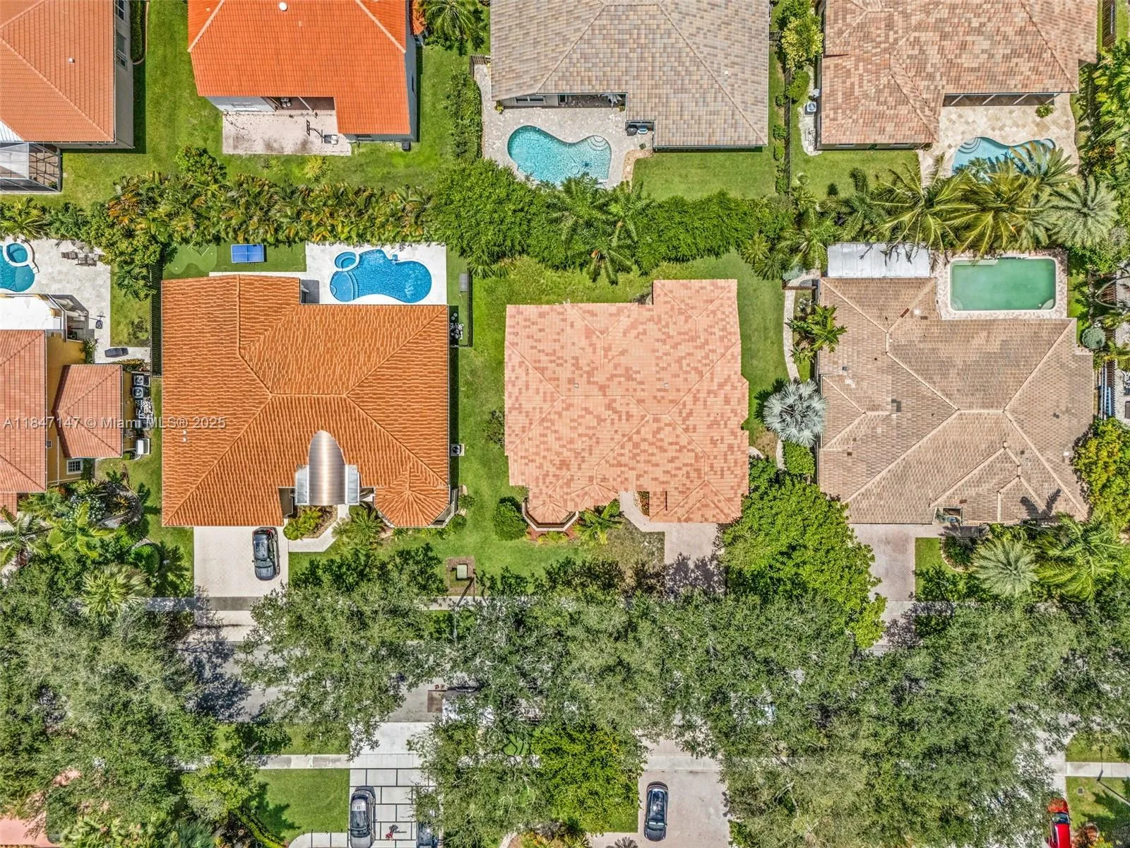 Cooper City, Florida 33026, United States, 5 Bedrooms Bedrooms, ,5 BathroomsBathrooms,Residential,Active,178749