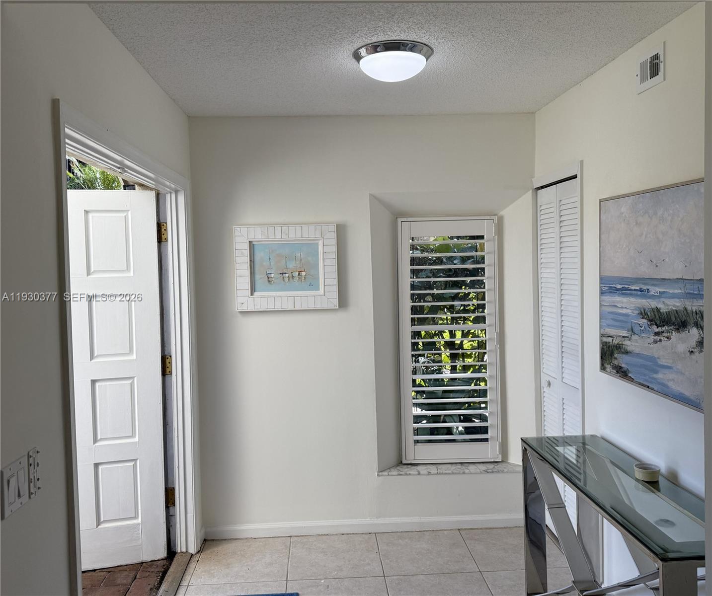 THE BEACHCOMBER - Residential