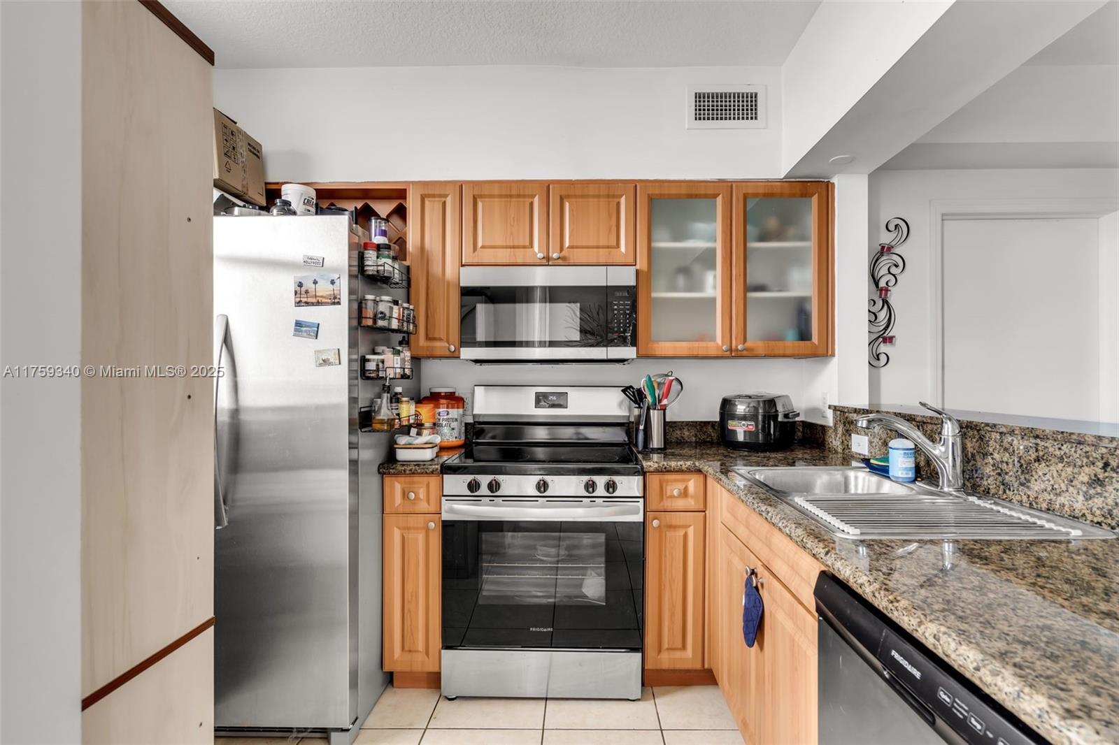 ALTOS DE MIAMI CONDO - Residential