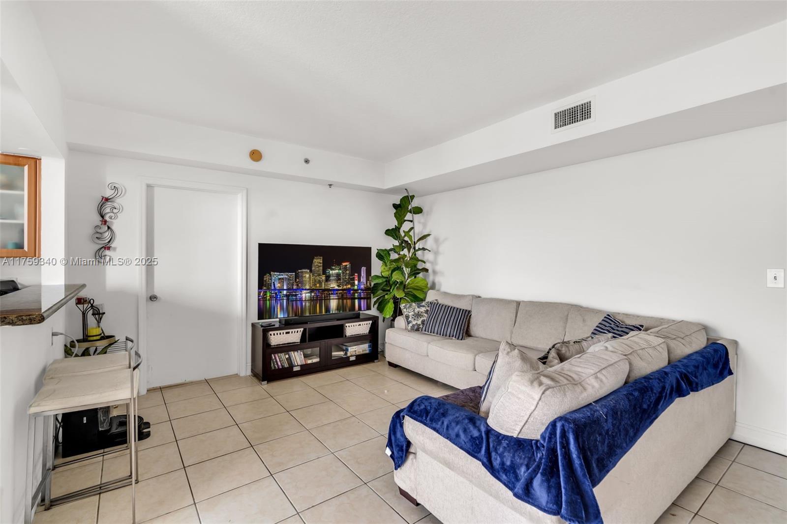 ALTOS DE MIAMI CONDO - Residential