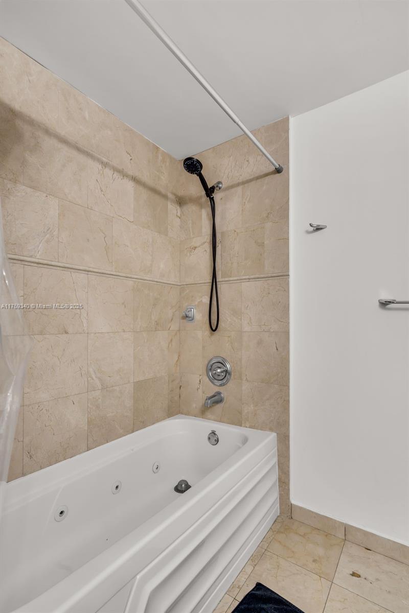 ALTOS DE MIAMI CONDO - Residential