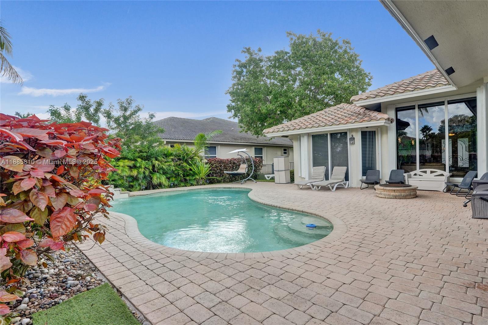 HERON BAY LONG COVE - Residential