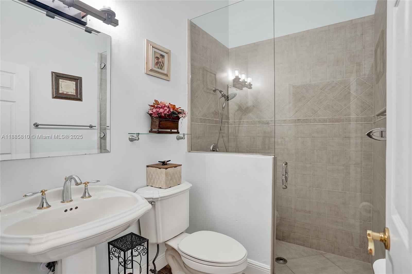 HERON BAY LONG COVE - Residential