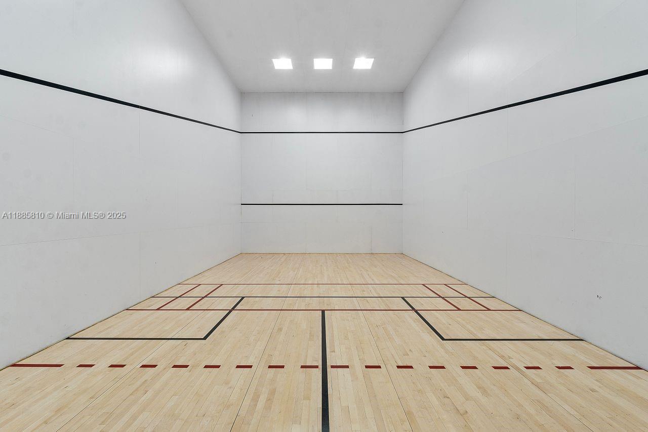 HERON BAY LONG COVE - Residential