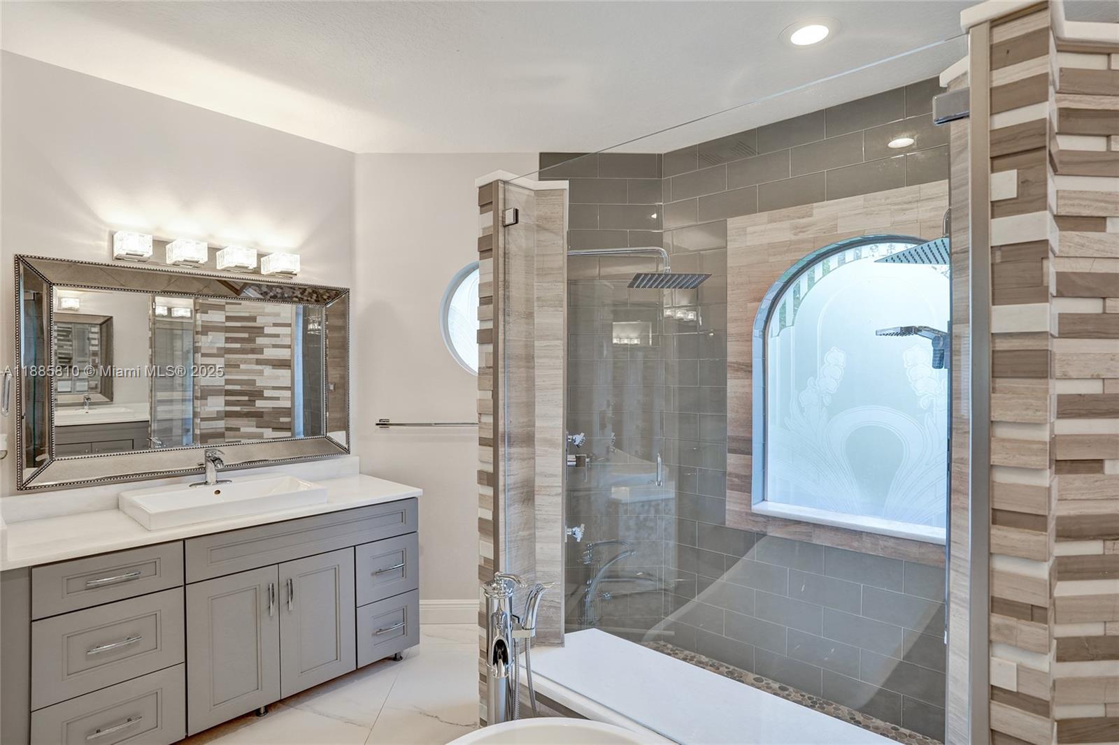 HERON BAY LONG COVE - Residential